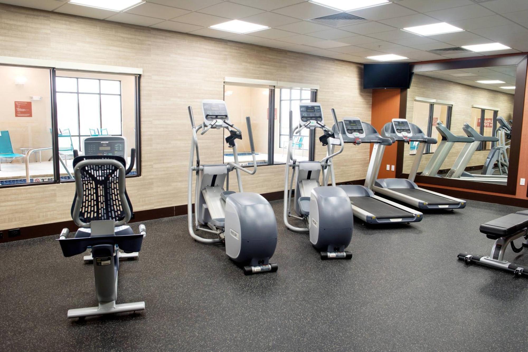 Towneplace Suites By Marriott Ames Dış mekan fotoğraf